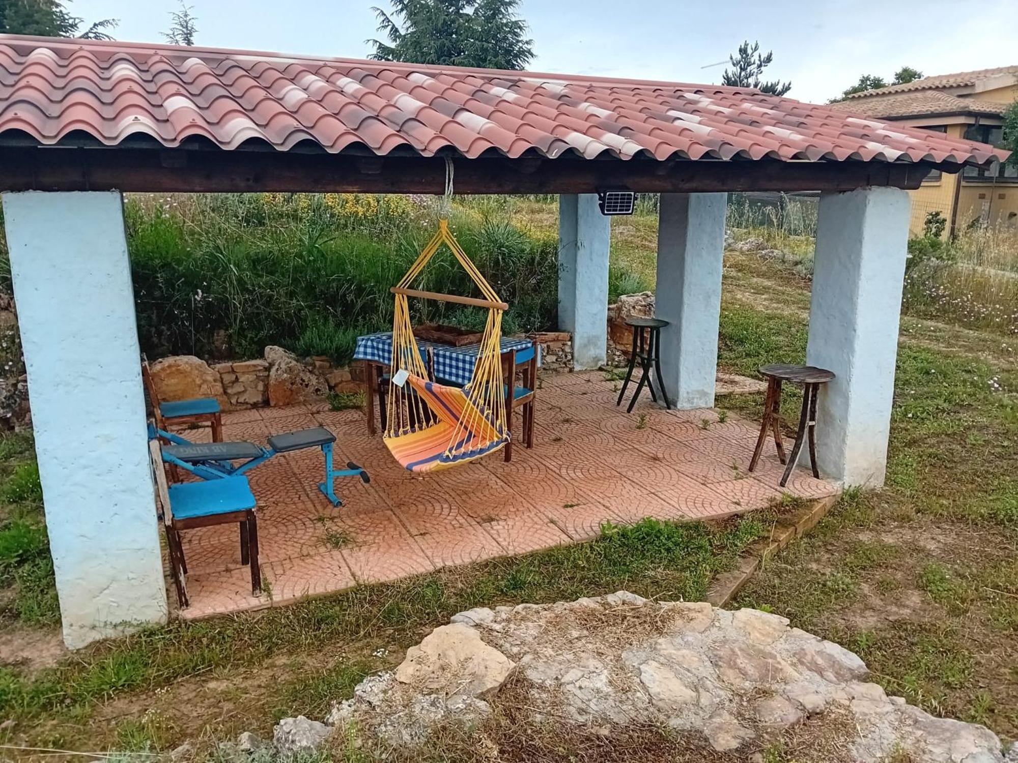 Lugori Bed & Breakfast Seulo Bagian luar foto