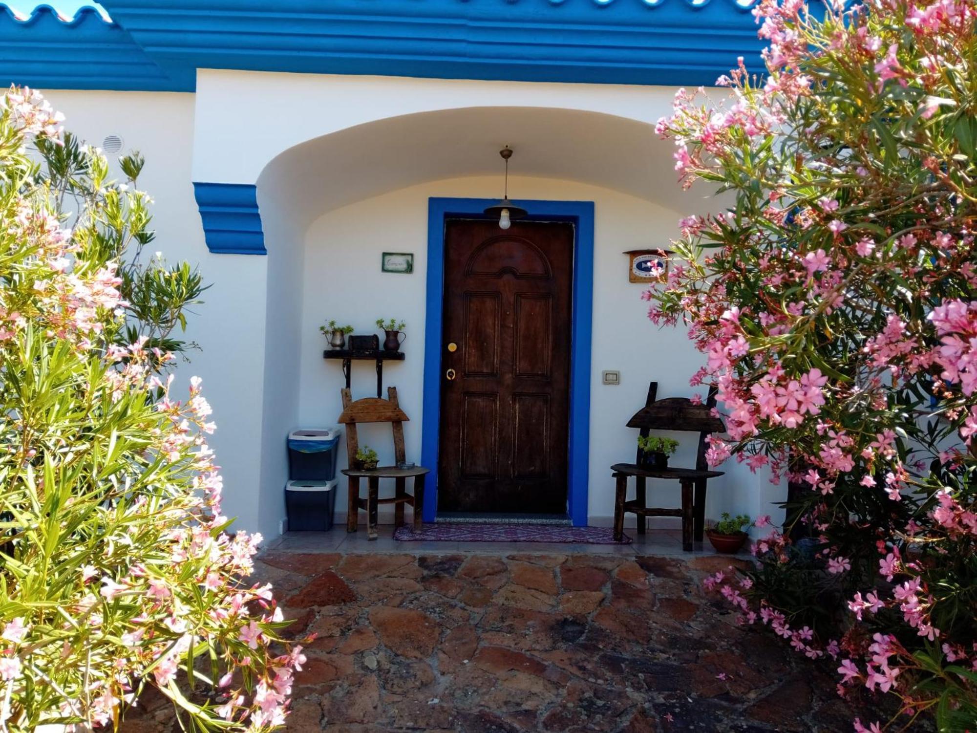 Lugori Bed & Breakfast Seulo Bagian luar foto